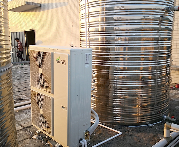 空气能热水工程中空气源热泵与散热器的区别